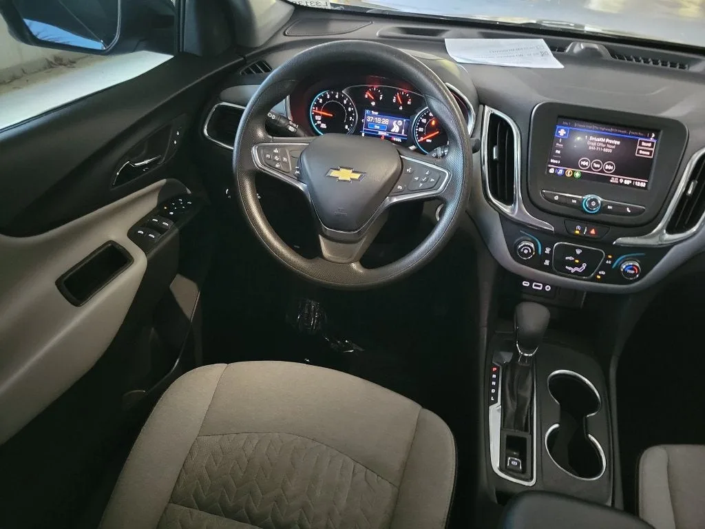 2024 Chevrolet Equinox LS photo 15