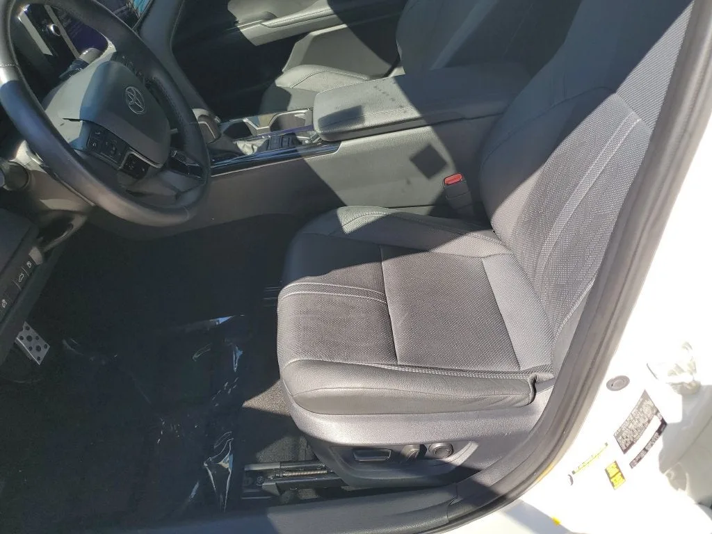 2025 Toyota Camry XSE photo 21