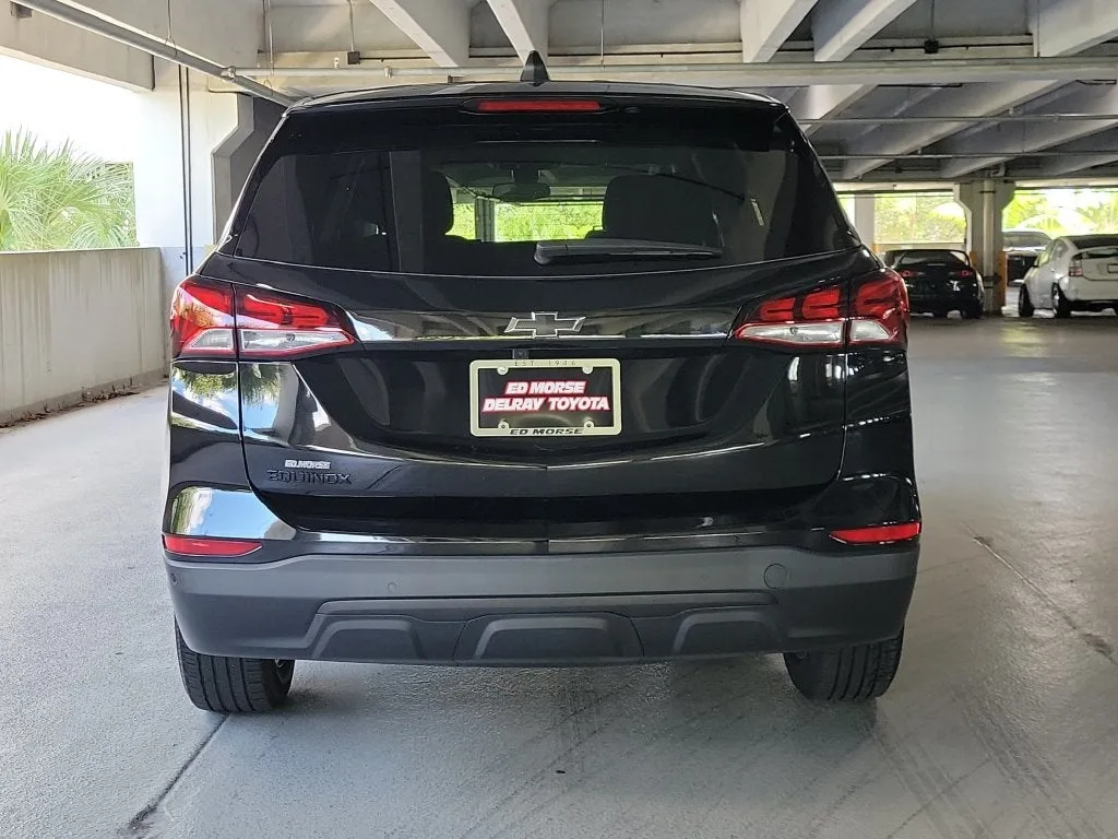 2024 Chevrolet Equinox LS photo 5