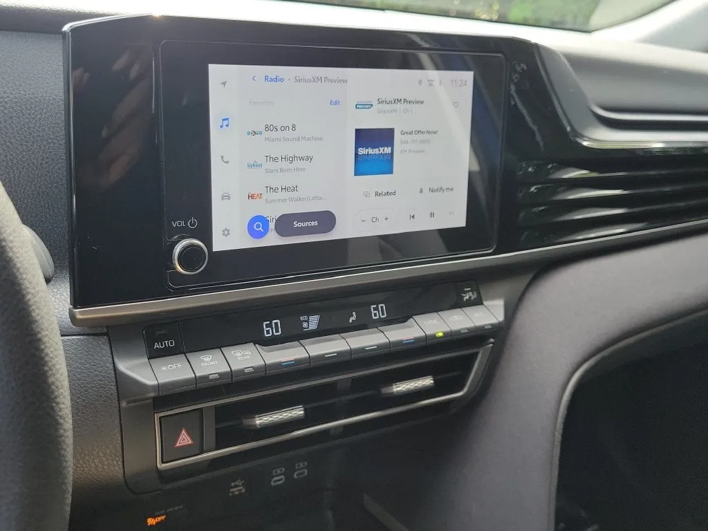 2025 Toyota Camry LE photo 27