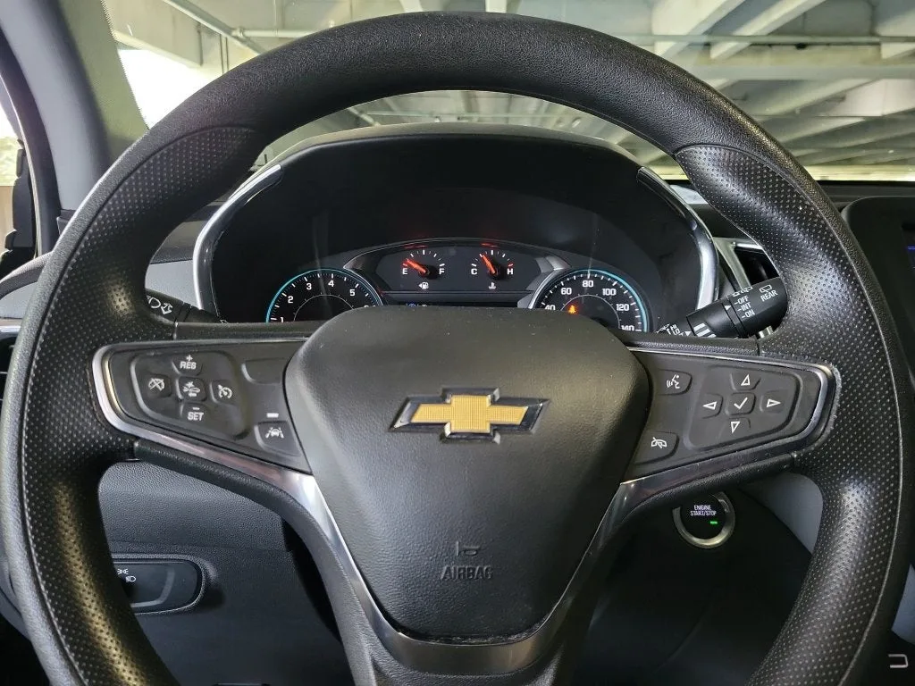 2024 Chevrolet Equinox LS photo 23
