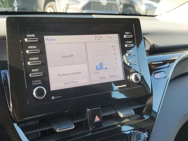 2023 Toyota Camry LE photo 27