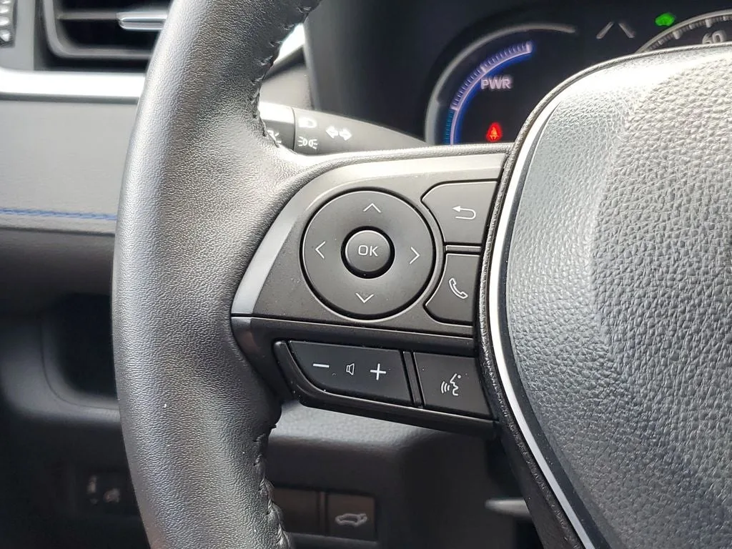 2022 Toyota RAV4 Hybrid XSE photo 25