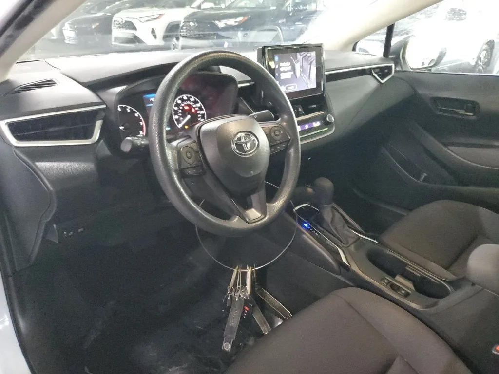 2024 Toyota Corolla LE photo 21