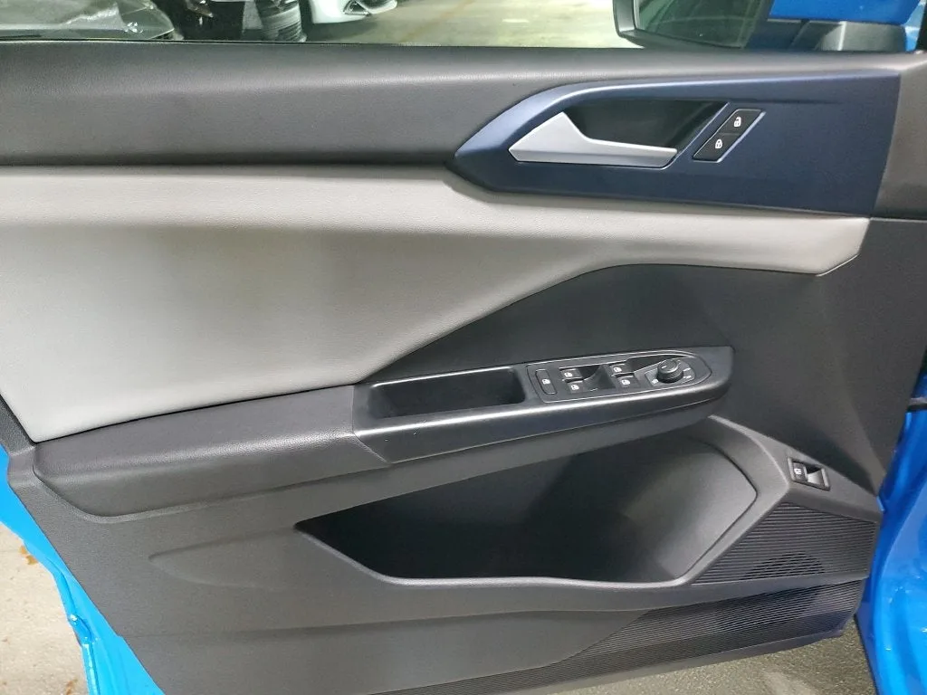 2022 Volkswagen Taos 1.5T SE photo 15