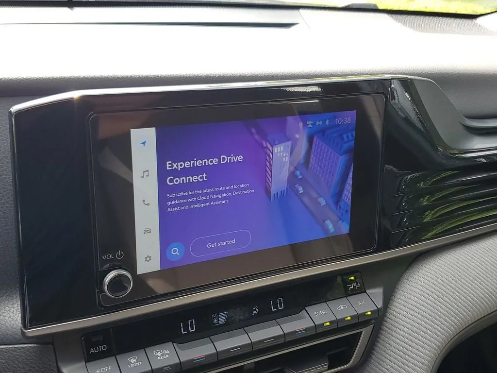 2025 Toyota Camry SE photo 26