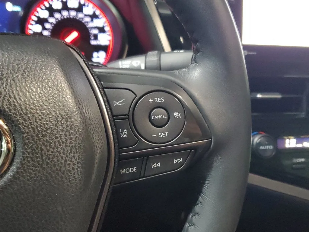 2021 Toyota Camry XSE photo 26
