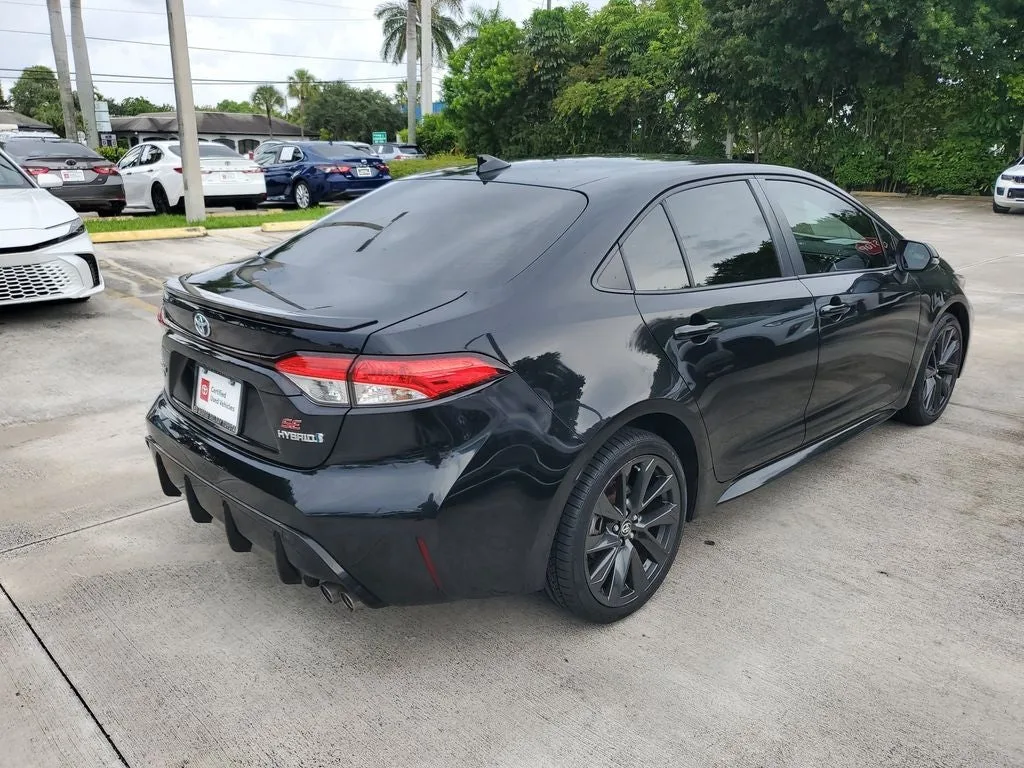 2024 Toyota Corolla Hybrid SE photo 4