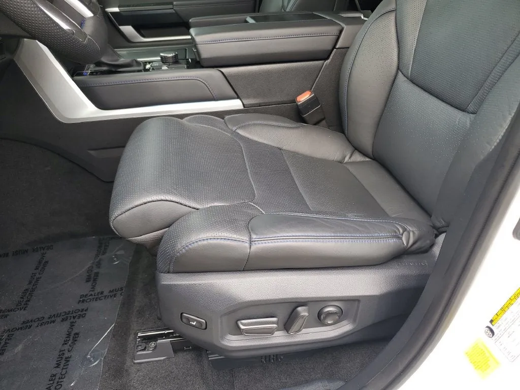 2025 Toyota Tundra Hybrid Platinum photo 21