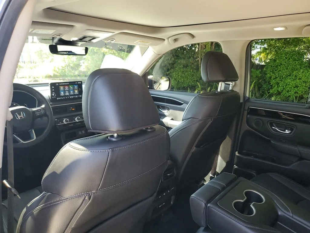 2025 Honda Pilot Touring photo 15
