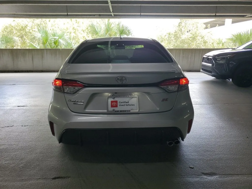 2026 Toyota Corolla SE photo 5