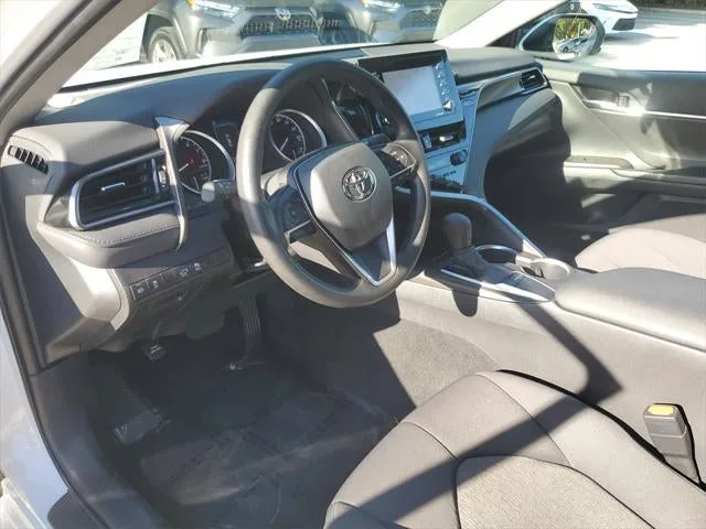 2023 Toyota Camry LE photo 22