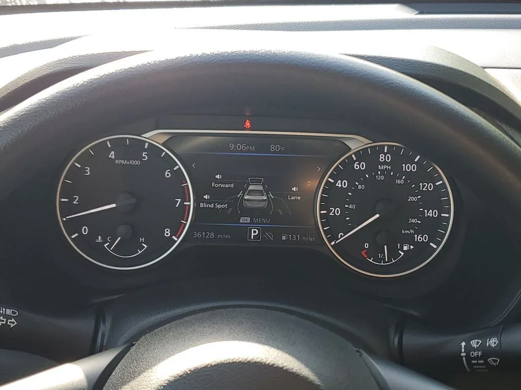 2024 Nissan Sentra SV photo 25
