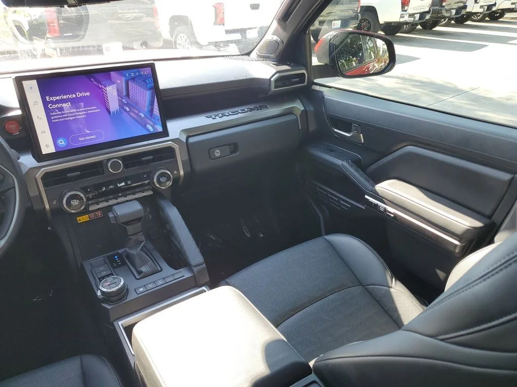 2024 Toyota Tacoma TRD Off-Road photo 16
