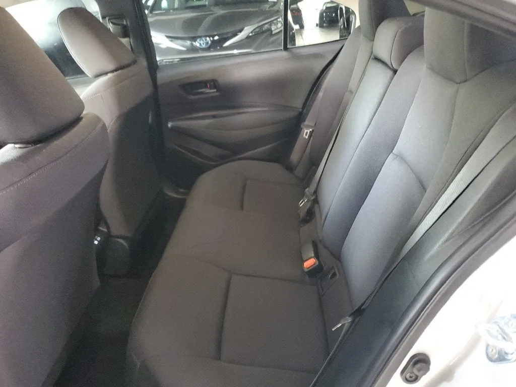 2024 Toyota Corolla LE photo 13