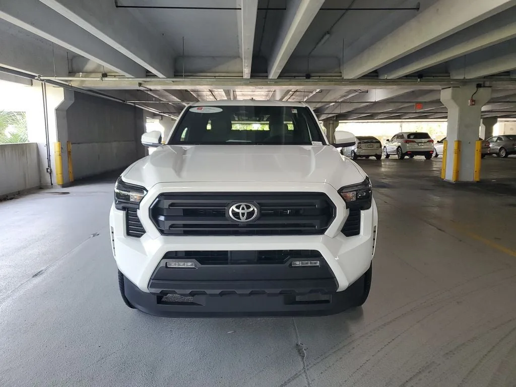 2025 Toyota Tacoma SR5 photo 2