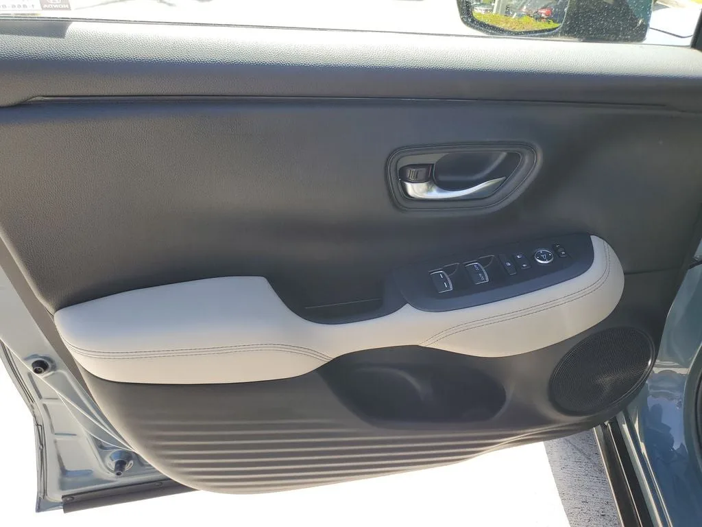2023 Honda HR-V EX-L photo 18