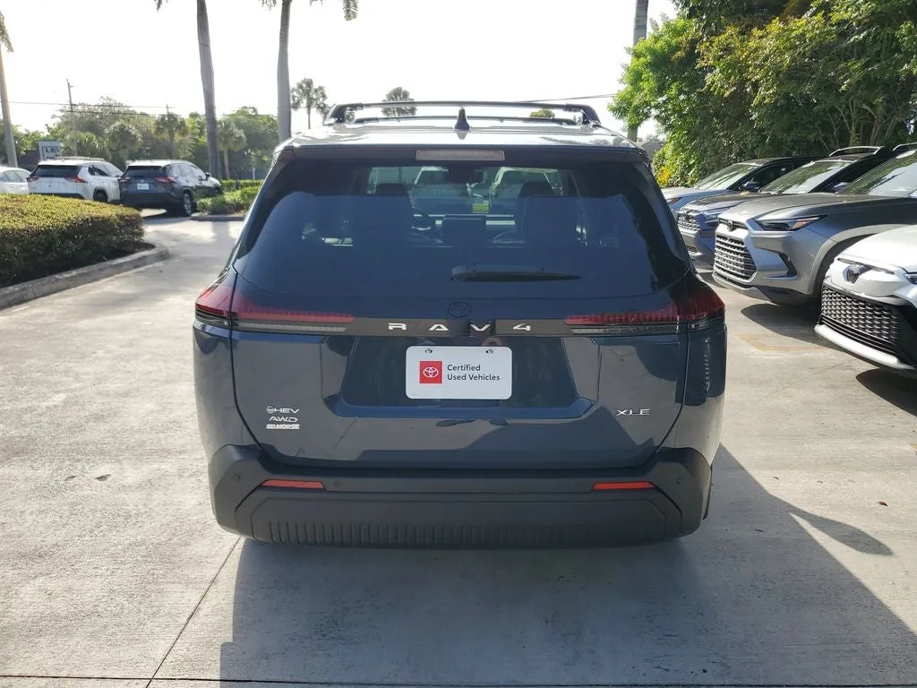 2026 Toyota RAV4 XLE Premium photo 5
