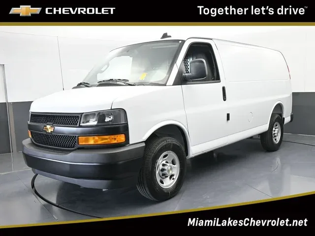 2025 Chevrolet Express Cargo