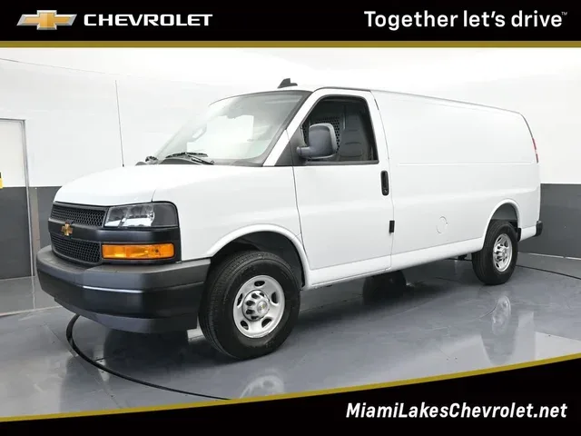 2025 Chevrolet Express Cargo