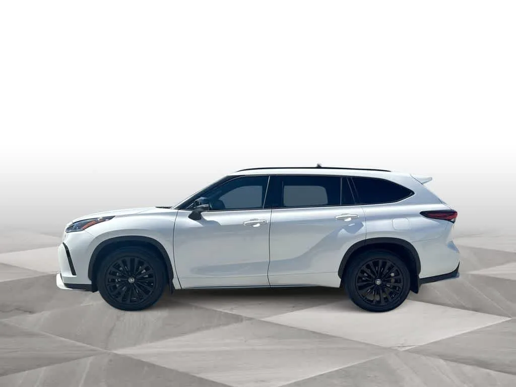 2024 Toyota Highlander XSE photo 5