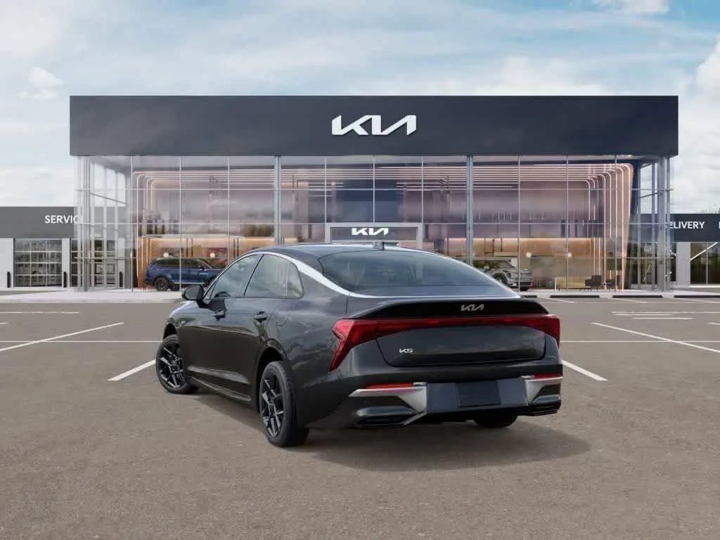 2026 Kia K5 LXS photo 4