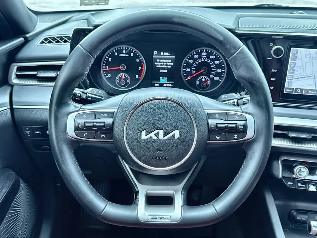 2024 Kia K5 GT-Line photo 15