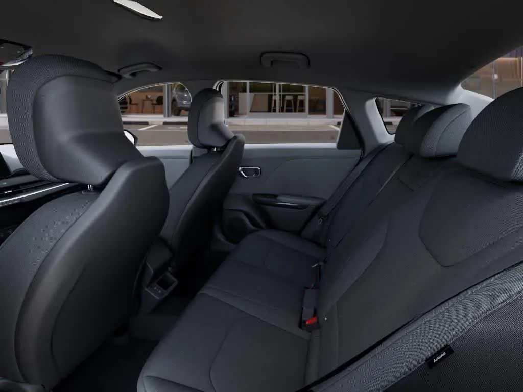 2026 Kia K4 LXS photo 17