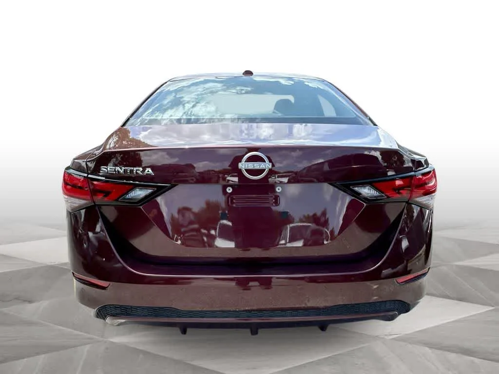 2025 Nissan Sentra SV photo 7