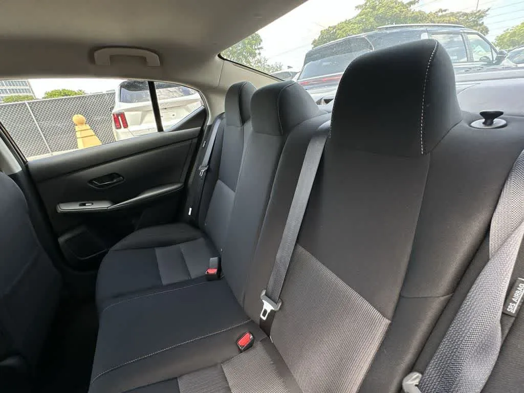 2025 Nissan Sentra SV photo 15