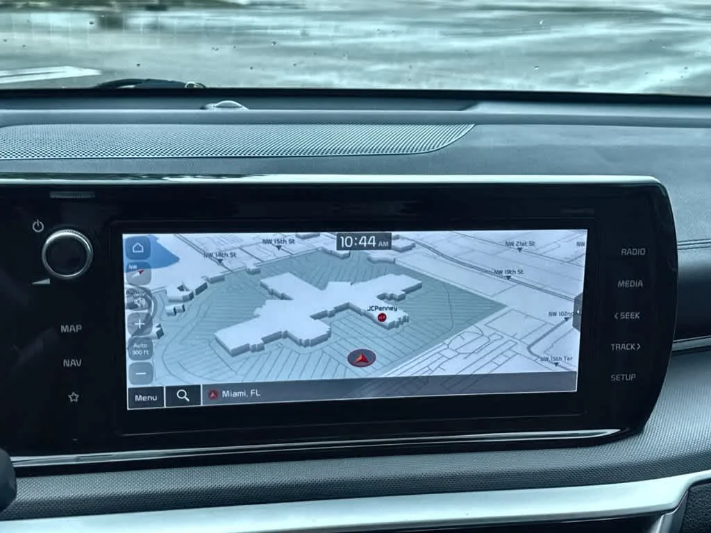 2024 Kia K5 GT-Line photo 18