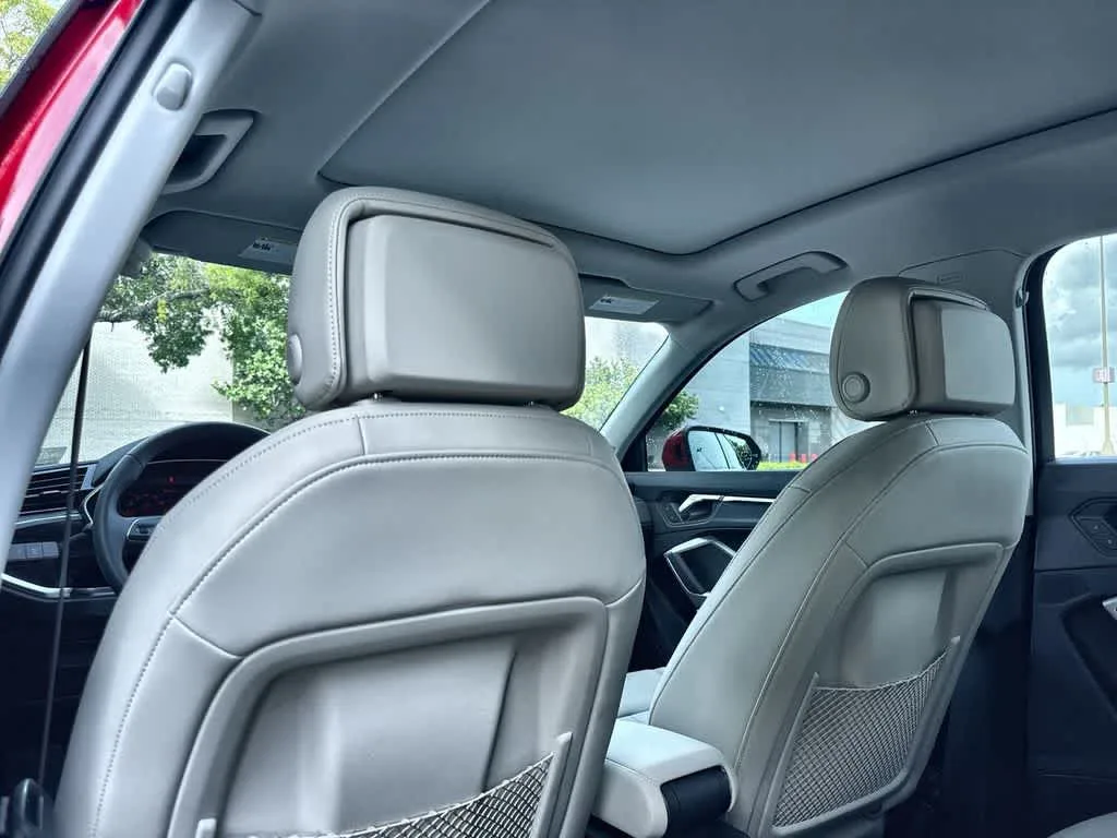 2025 Audi Q3 S line Premium Plus photo 23