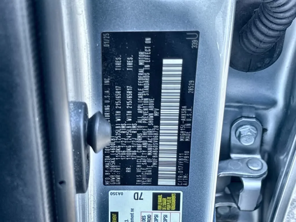 2025 Toyota Corolla Cross Hybrid SE photo 29