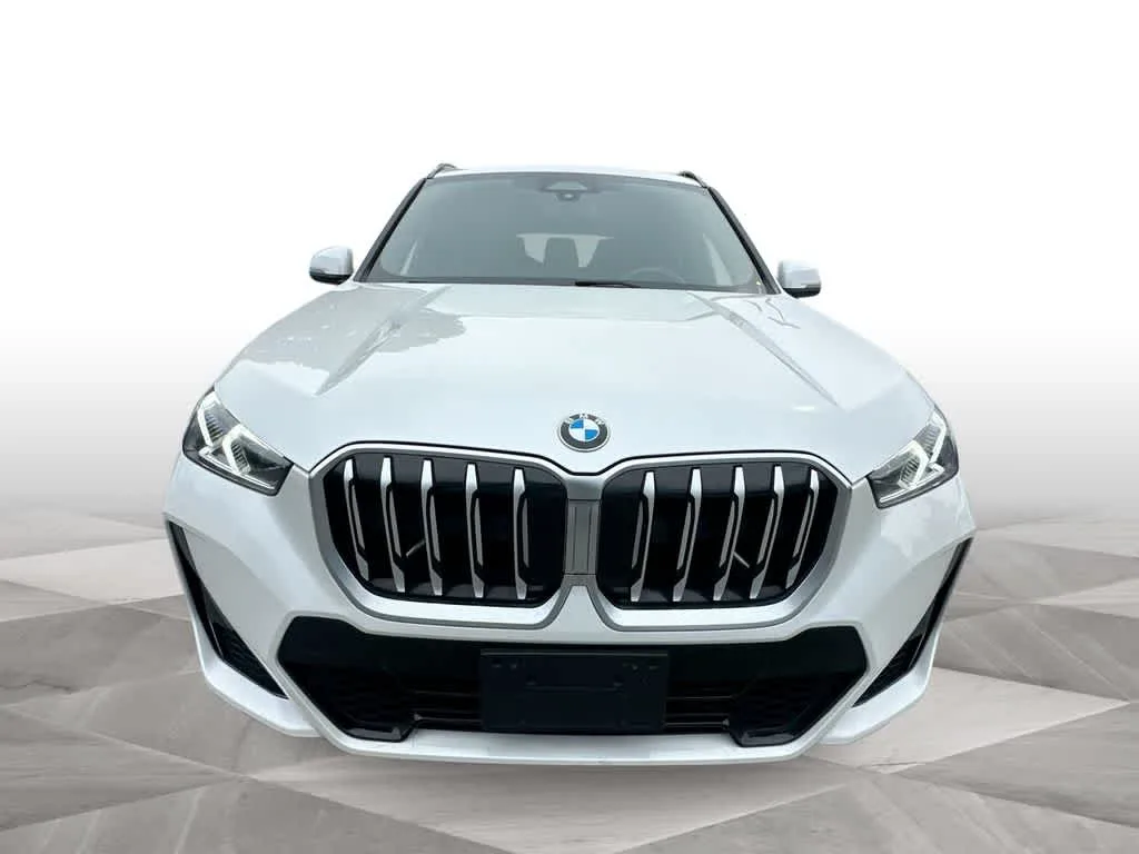 2025 BMW X1 xDrive28i xDrive28i photo 3