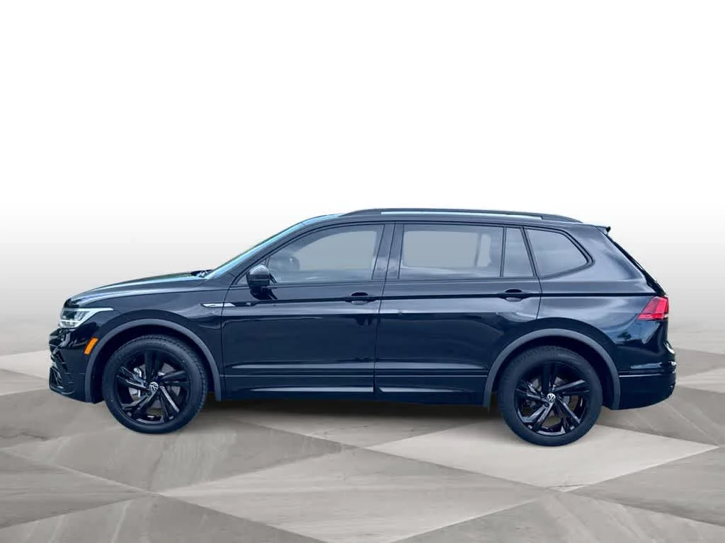 2024 Volkswagen Tiguan SE R-Line Black photo 5