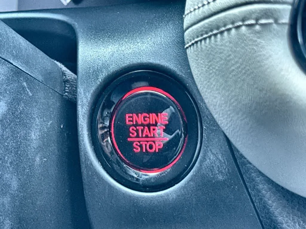 2024 Honda HR-V LX photo 17