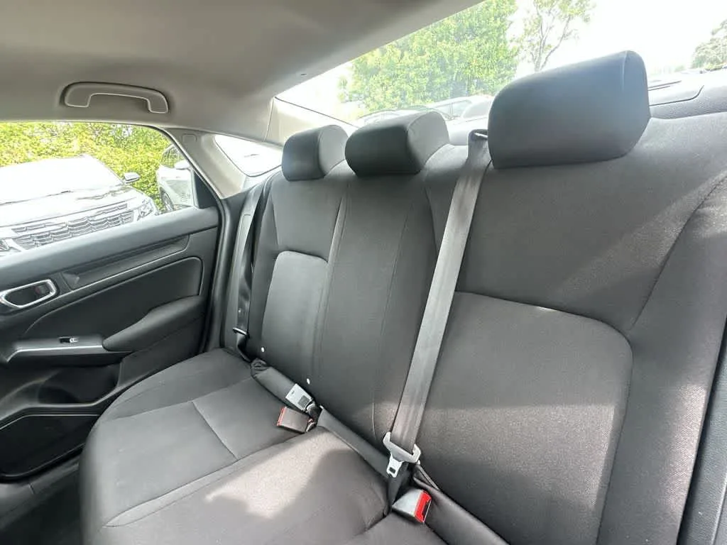 2024 Honda Civic LX photo 22