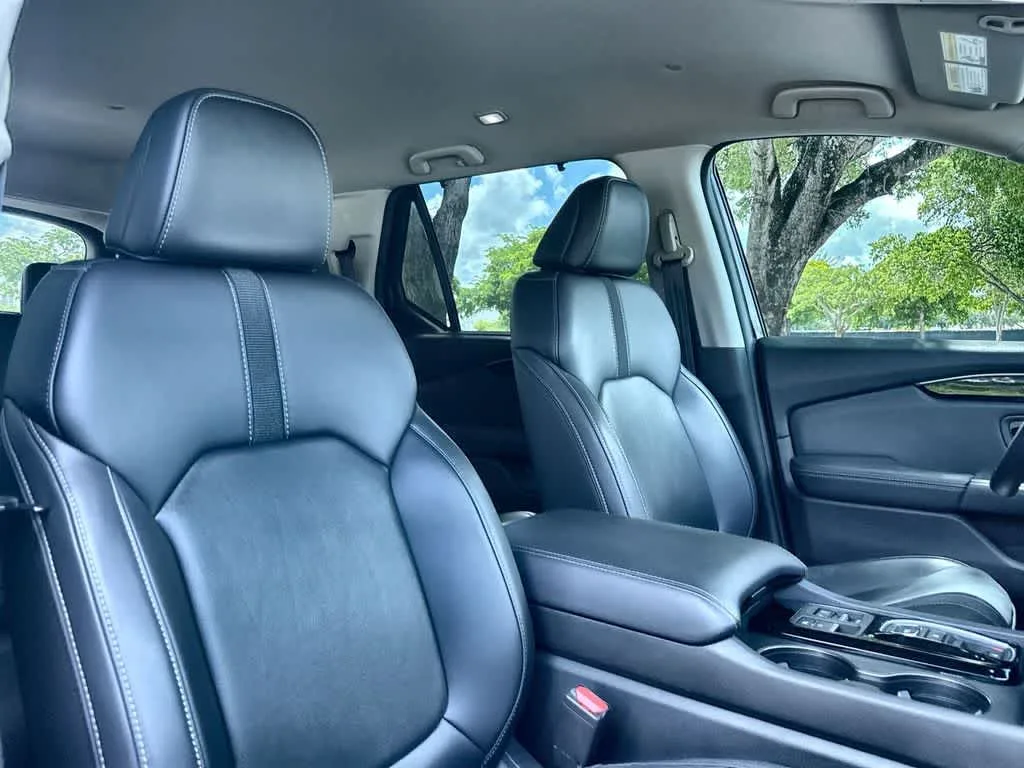 2023 Honda Pilot EX-L 7 Passenger photo 27