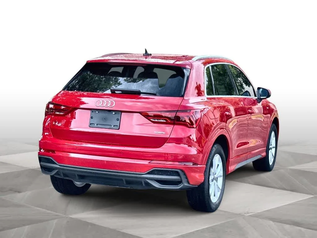 2025 Audi Q3 S line Premium Plus photo 8