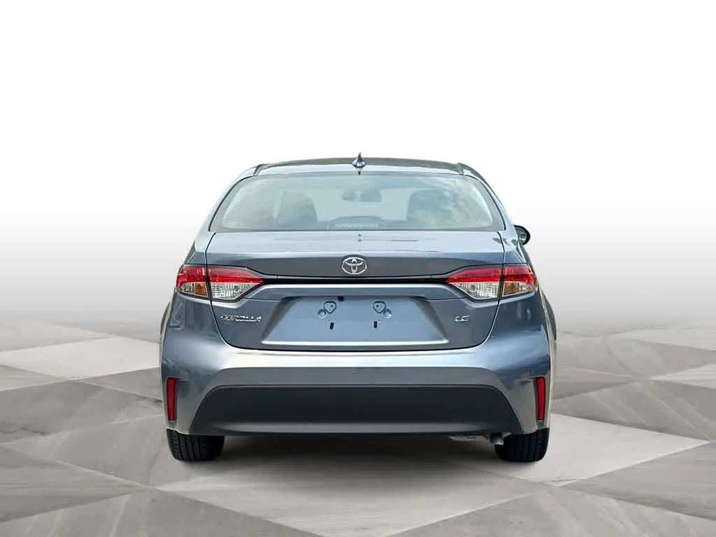 2025 Toyota Corolla LE photo 7