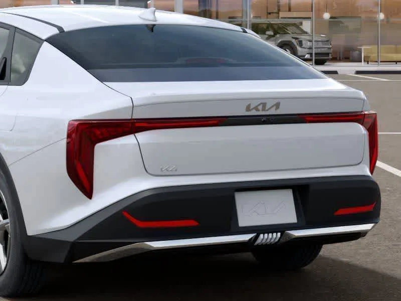 2026 Kia K4 LXS photo 12