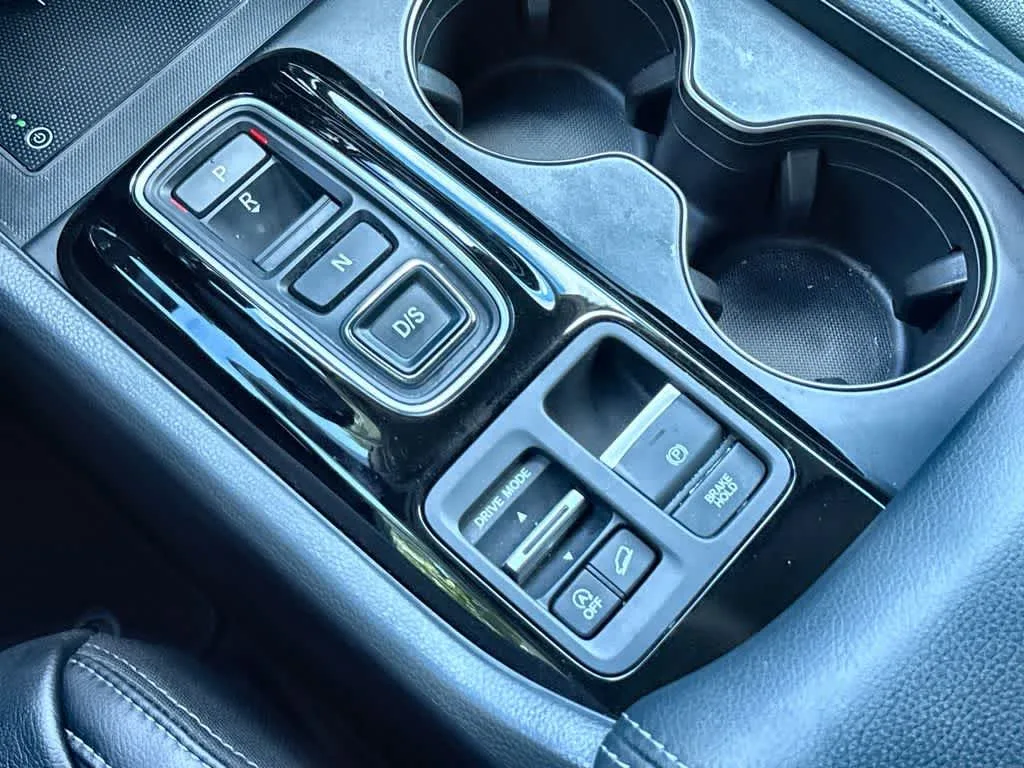 2023 Honda Pilot EX-L 7 Passenger photo 21