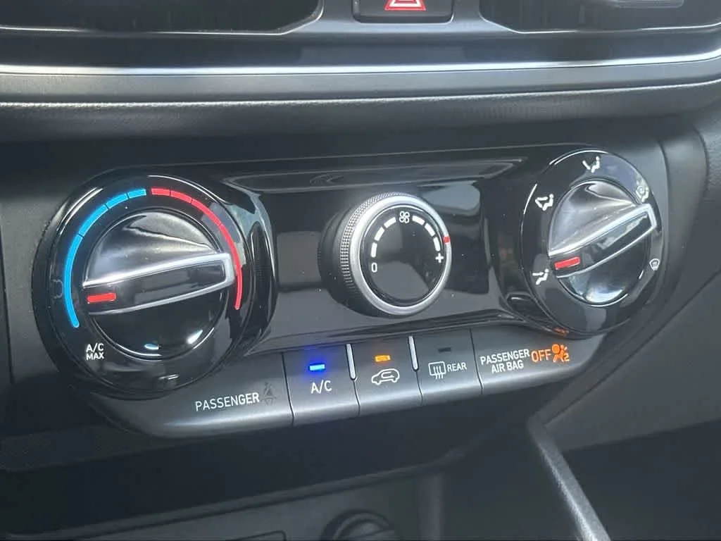2023 Hyundai Kona SE photo 27