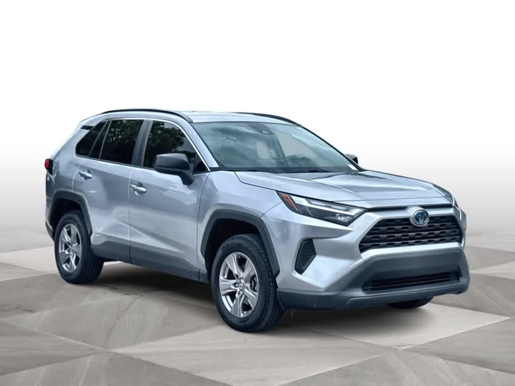 2024 Toyota RAV4 Hybrid LE photo 2