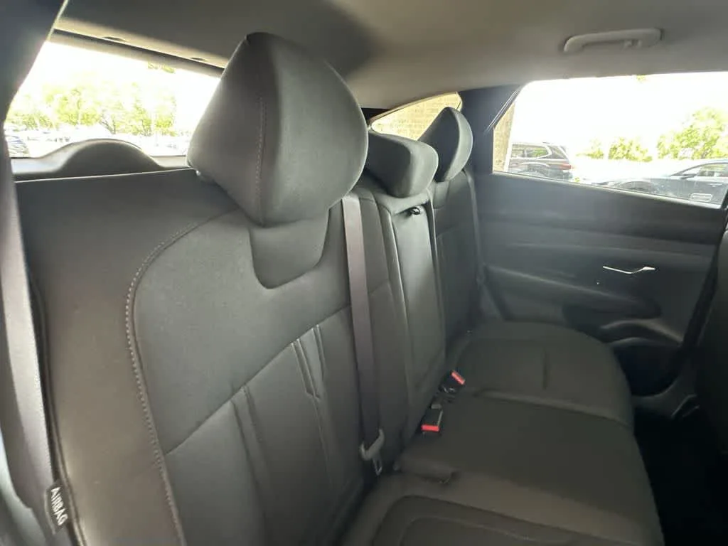 2026 Hyundai Tucson SEL photo 13