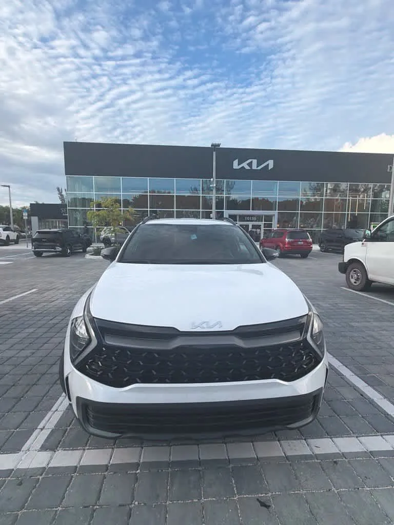 2023 Kia Sportage X-Line photo 6