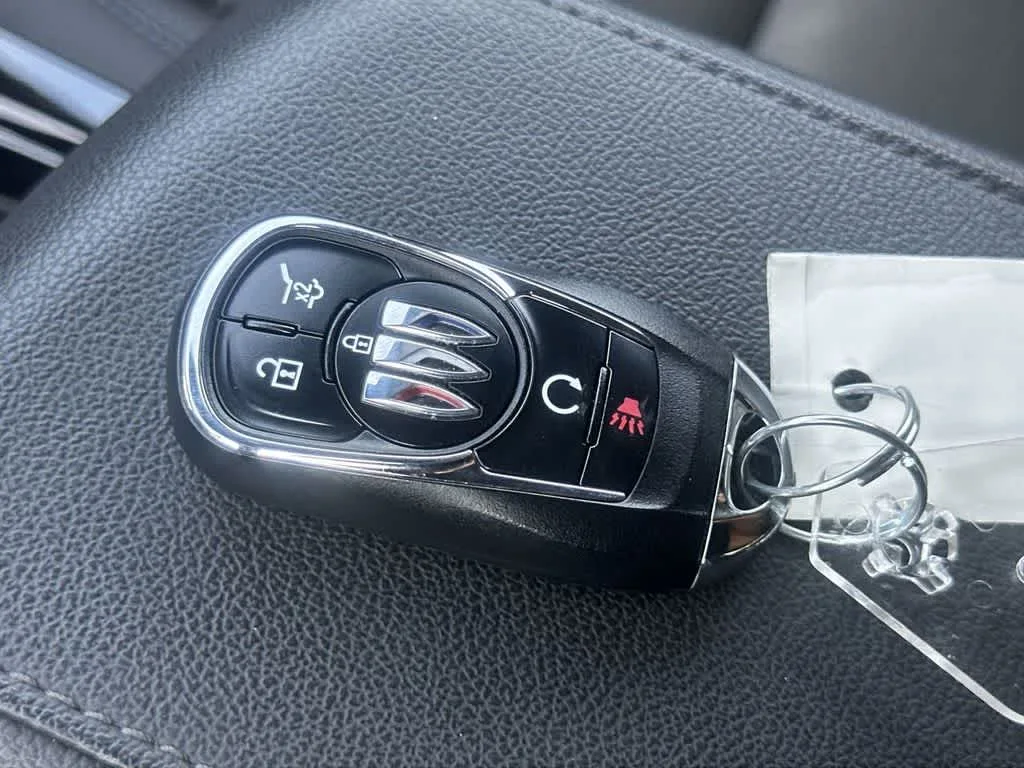 2025 Buick Envista Sport Touring photo 29