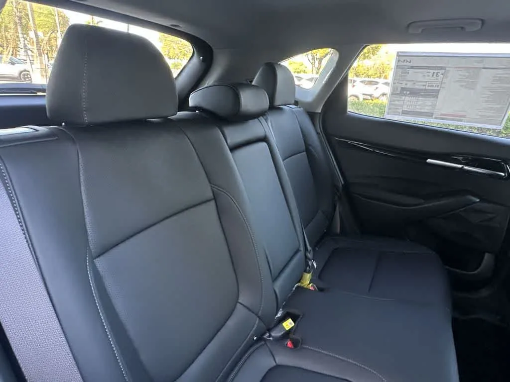 2026 Kia Seltos EX photo 26