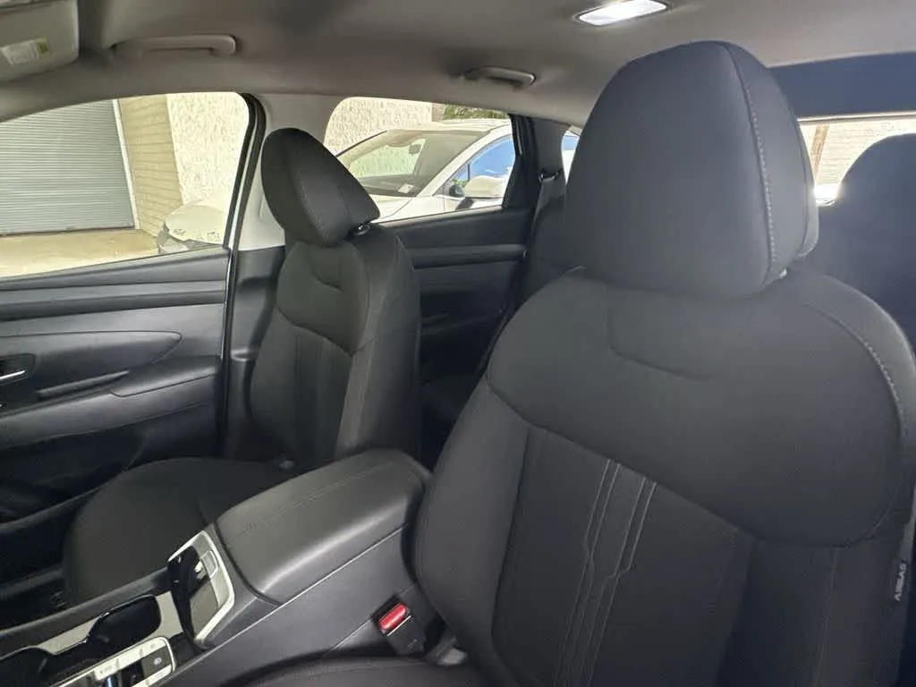 2026 Hyundai Tucson SEL photo 19