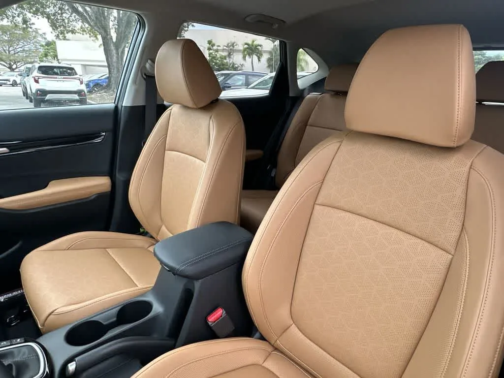 2026 Kia Seltos EX photo 14